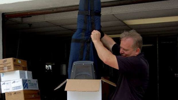 Ship Sticks arrive at Pinehurst Resort